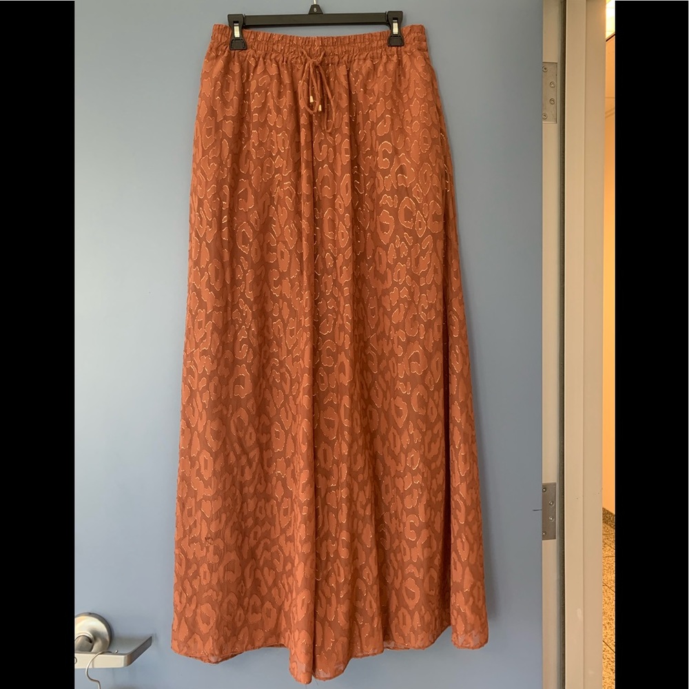 H&M pants and crop top set